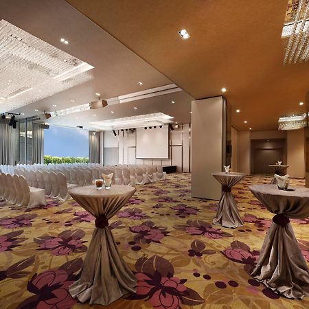 Genting Hotel Jurong Singapore Exterior foto