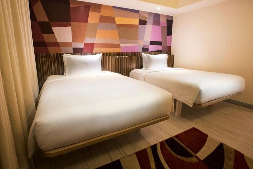 Genting Hotel Jurong Singapore Exterior foto